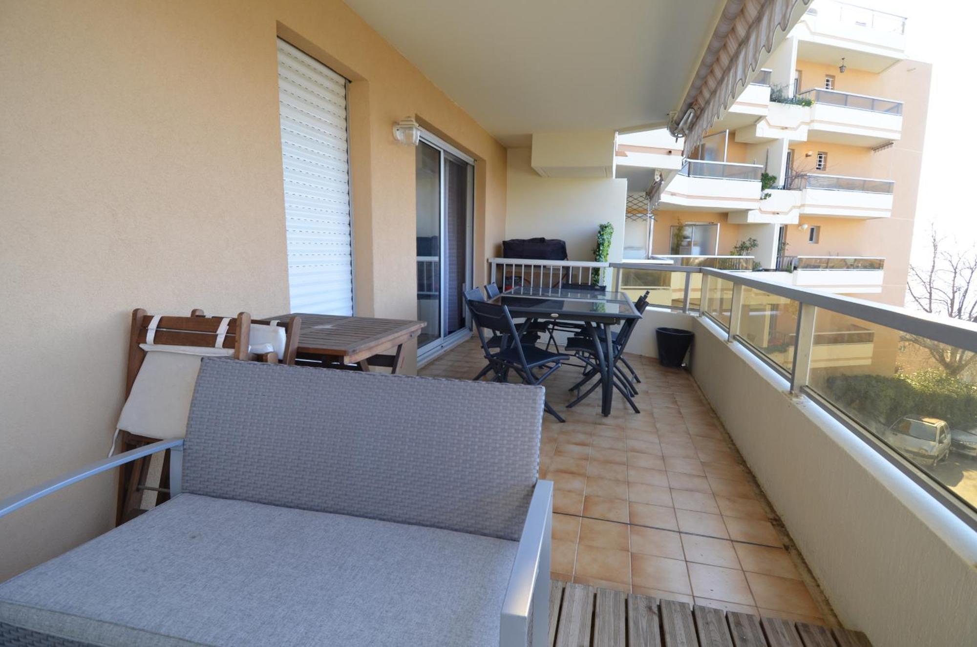 Appartement 5 personnes avec piscine sur la Corniche Fleurie à Nice Extérieur photo