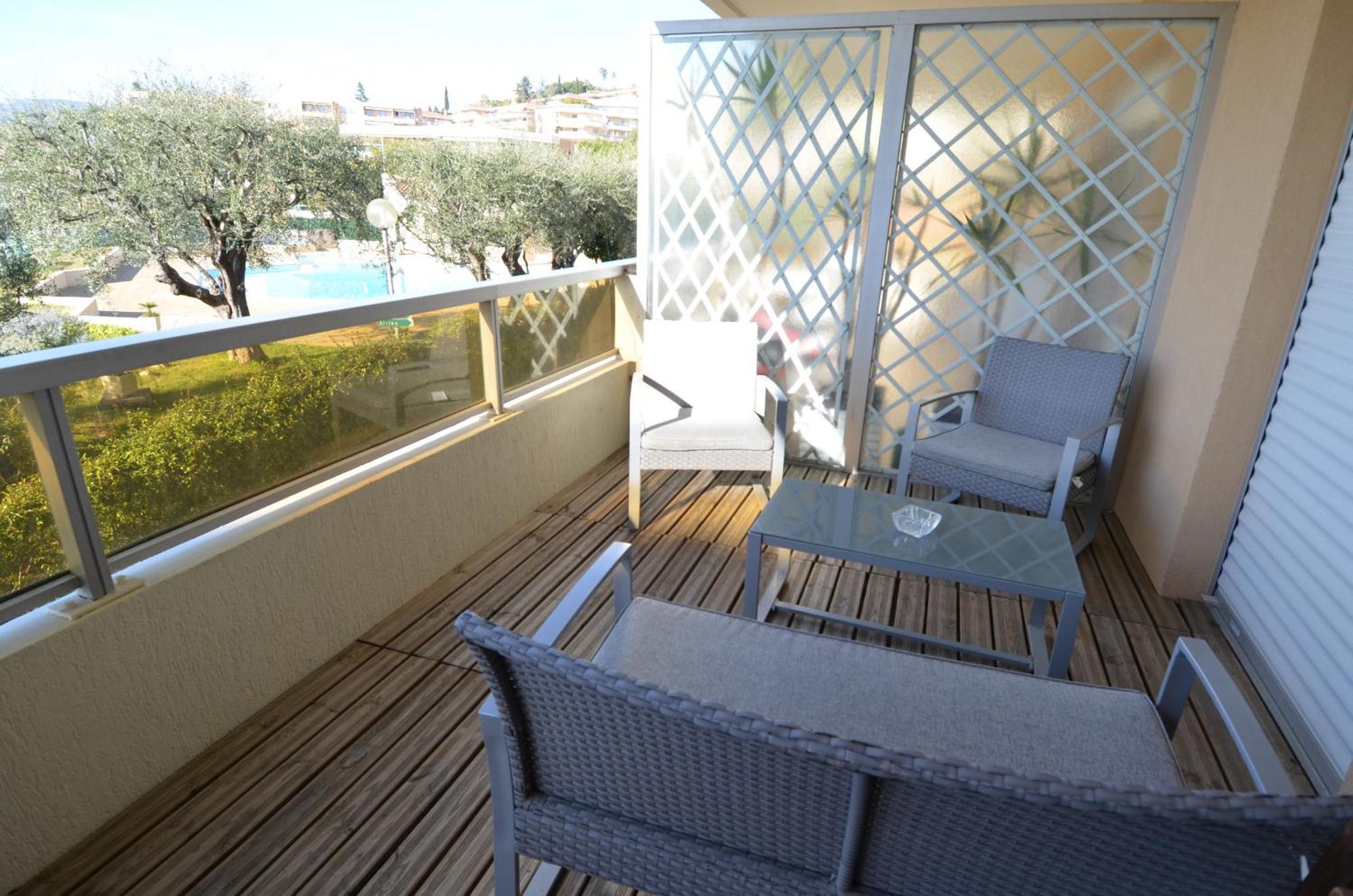 Appartement 5 personnes avec piscine sur la Corniche Fleurie à Nice Extérieur photo